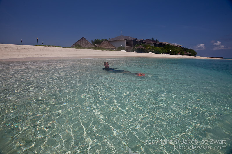 jakobdezwart-underwater-maldives-5786